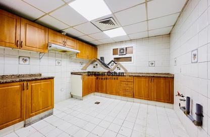 Apartment - 2 Bedrooms - 3 Bathrooms for rent in Oud Metha - Bur Dubai - Dubai