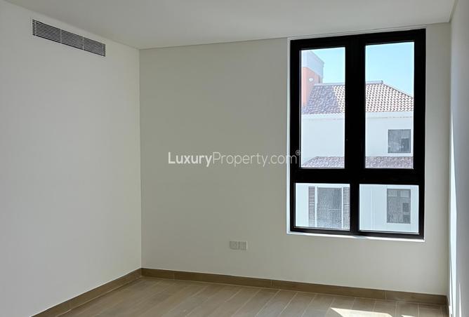 56126188 - Property Image 2