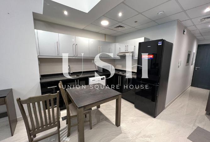 Rare Large Layout | Furnished Studio | High Floor photo 3