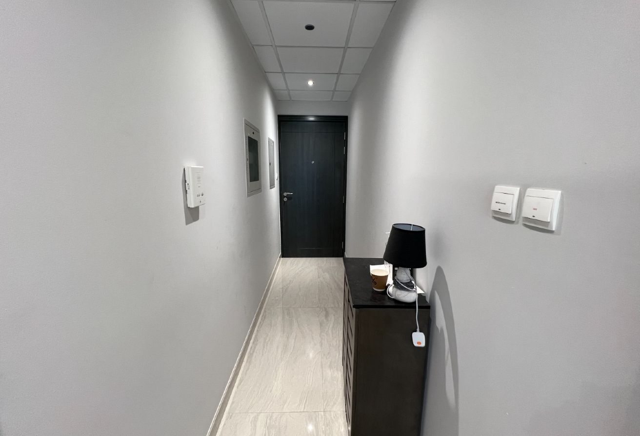 Studio apartment in Elite Business Bay Residence, Business Bay: 8