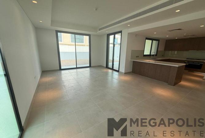 73117149 - Property Image 2