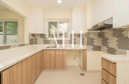 Townhouse - 4 - 4 for sale in Amaranta 1 - Amaranta - Villanova - Dubai Townhouse - 4 - 4 for sale in Amaranta 1 - Amaranta - Villanova - Dubai