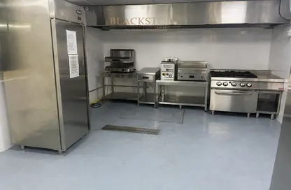 Warehouse - Studio - 2 Bathrooms for rent in Dubai Investment Park (DIP) - Dubai