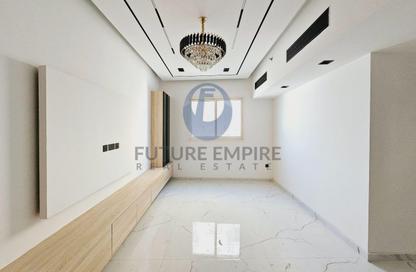 Apartment - 1 - 2 for rent in Ali Building - Al Jaddaf - Dubai