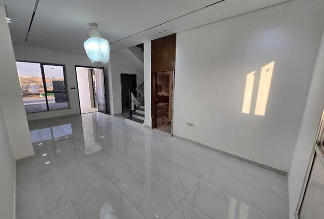97365818 - Property Image 3