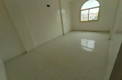 شقة - 2 غرف نوم - 2 حمامات للايجار في بناية النافورة 1 - 2  الروضة - الروضة - عجمان