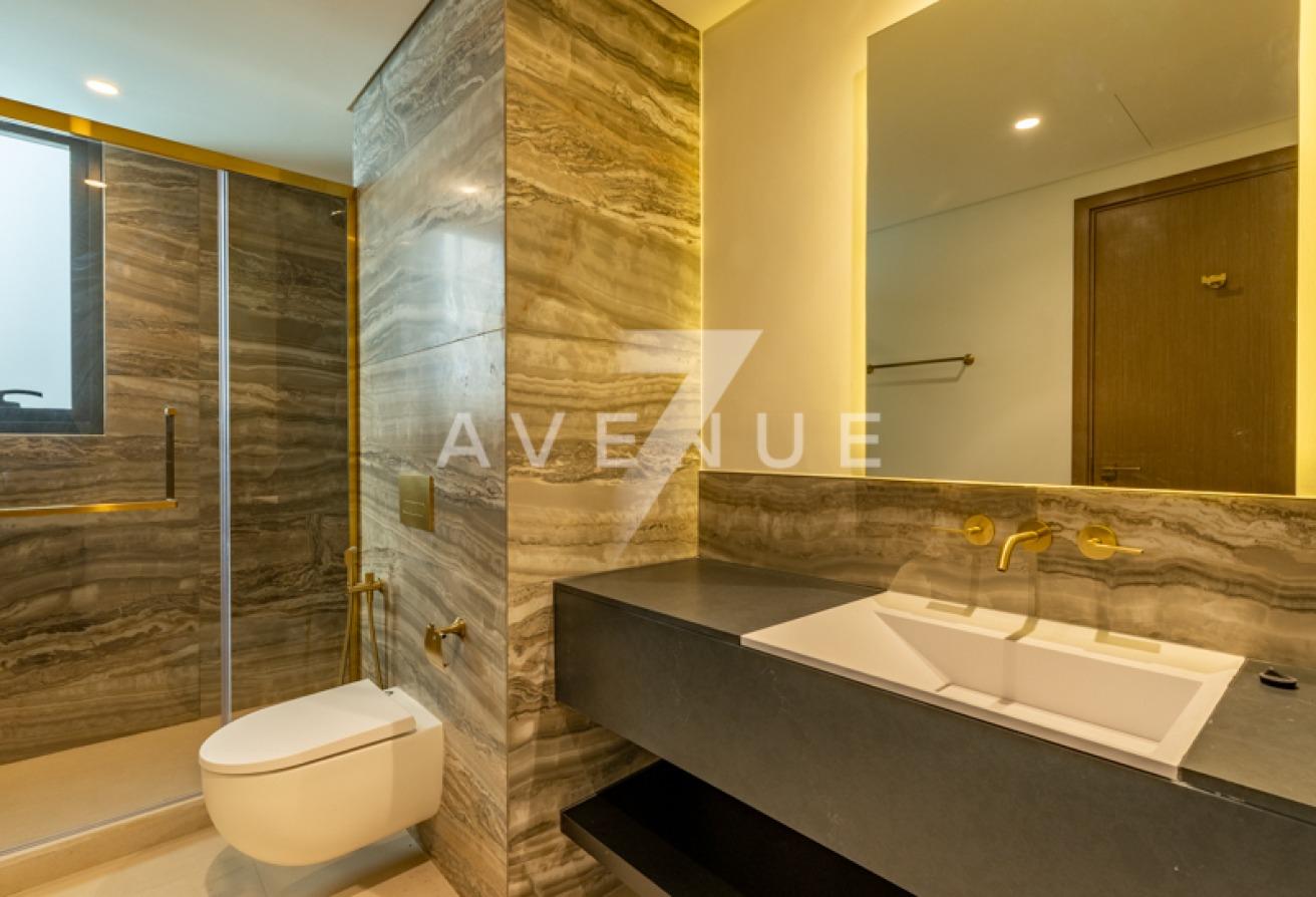 Natural Lighting I Huge Lay-out I Premium Quality photo 18