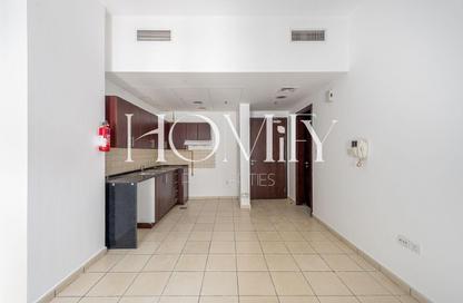 Apartment - 1 - 2 for rent in Autumn 1 - Autumn - Seasons Community - District 15 - Jumeirah Village Circle - Dubai Apartment - 1 - 2 for rent in Autumn 1 - Autumn - Seasons Community - District 15 - Jumeirah Village Circle - Dubai