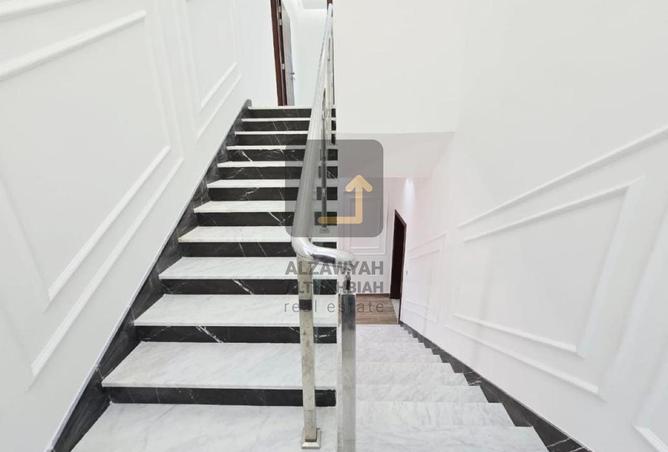 56960482 - Property Image 2