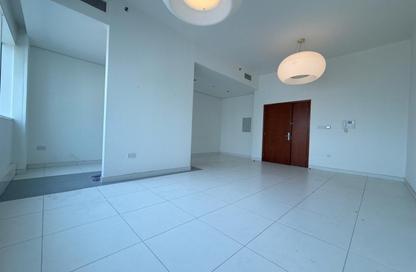 Apartment - 1 Bedroom - 2 Bathrooms for rent in Hamdan Street - Abu Dhabi