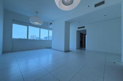 Apartment - 1 Bedroom - 2 Bathrooms for rent in Hamdan Street - Abu Dhabi