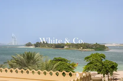 Apartment - 3 Bedrooms - 4 Bathrooms for sale in Al Hatimi - Shoreline Apartments - Palm Jumeirah - Dubai