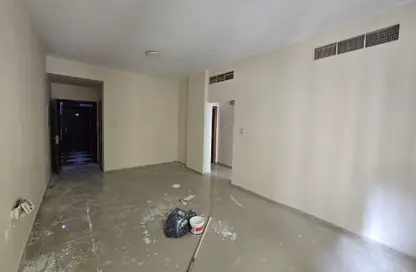 Apartment - 1 Bedroom - 2 Bathrooms for rent in Qasimia 10 building - Al Mahatta - Al Qasimia - Sharjah