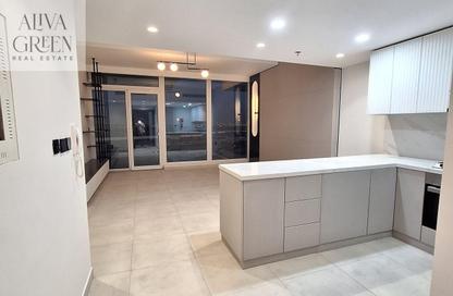 Apartment - 1 Bedroom - 2 Bathrooms for rent in Deansgate By Ade - Majan - Dubai