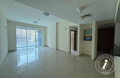 Apartment - 1 - 2 for rent in Hub Canal 2 - Hub Golf View Apartments - Dubai Sports City - Dubai