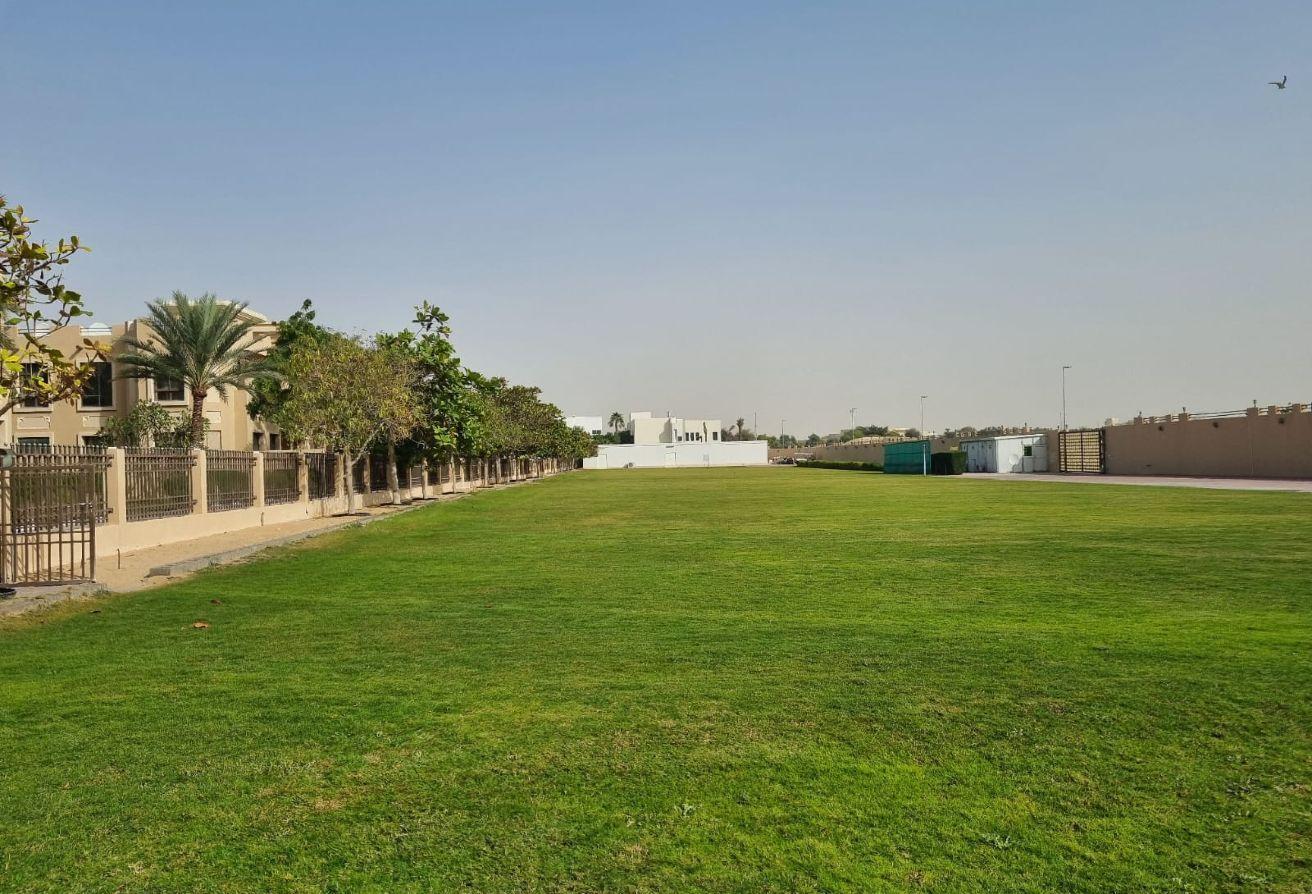 Well Maintained | Compound Villa With Pool& Gym photo 2