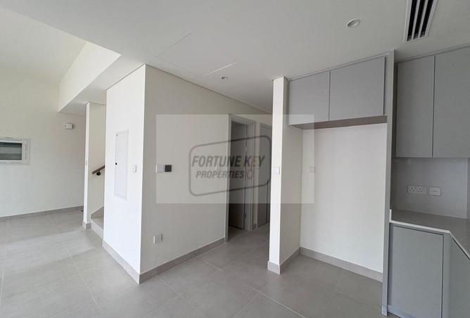 77383644 - صورة العقار 3