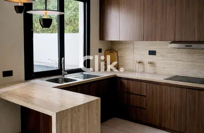 تاون هاوس - 2 غرف نوم - 3 حمامات للبيع في الينابيع 9 - الينابيع - دبي