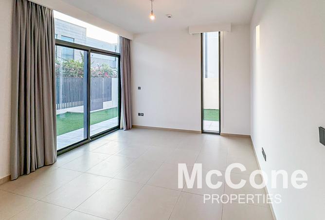 128385754 - Property Image 3