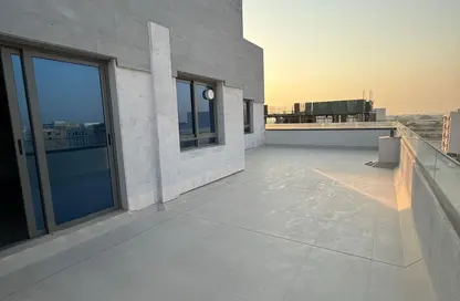 Apartment - 2 Bedrooms - 3 Bathrooms for rent in AlFalah - Muwaileh Commercial - Sharjah