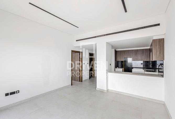84067522 - Property Image 3