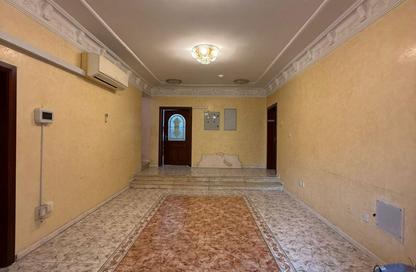 Villa - 6 Bedrooms - 4 Bathrooms for rent in Al Sabkha - Al Riqqa - Sharjah