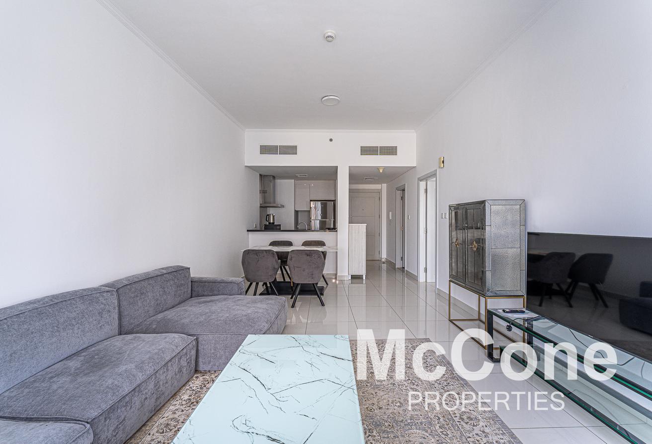 Marina View | Furnished | Vacant Soon photo 3