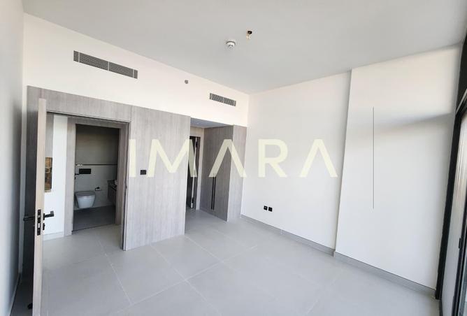 70277903 - صورة العقار 3