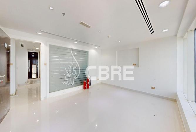 73163122 - Property Image 3