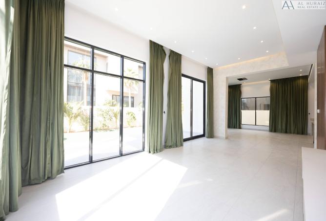 53167720 - Property Image 2