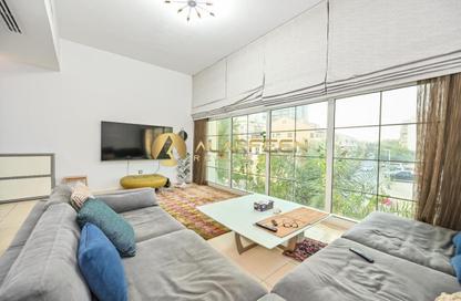 Villa - 3 - 5 for rent in Les Maisonettes - District 10 - Jumeirah Village Circle - Dubai Villa - 3 - 5 for rent in Les Maisonettes - District 10 - Jumeirah Village Circle - Dubai