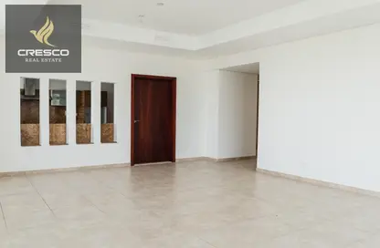 Apartment - 3 Bedrooms - 4 Bathrooms for rent in Emaar Tower B - Emaar Towers - Deira - Dubai