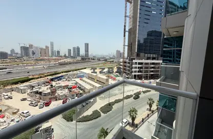 Apartment - 1 Bathroom for rent in UniEstate Sports Tower - Dubai Sports City - Dubai