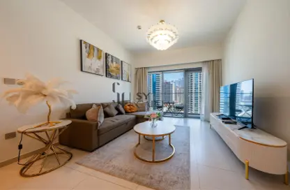 Apartment - 1 Bedroom - 1 Bathroom for sale in Burj Royale - Downtown Dubai - Dubai