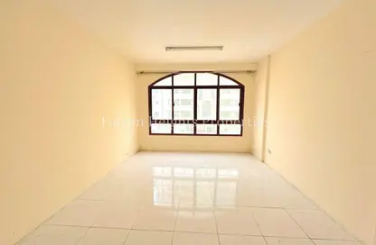 Apartment - 2 Bedrooms - 2 Bathrooms for rent in Dar Al Majaz - Jamal Abdul Nasser Street - Al Majaz - Sharjah Apartment - 2 Bedrooms - 2 Bathrooms for rent in Dar Al Majaz - Jamal Abdul Nasser Street - Al Majaz - Sharjah