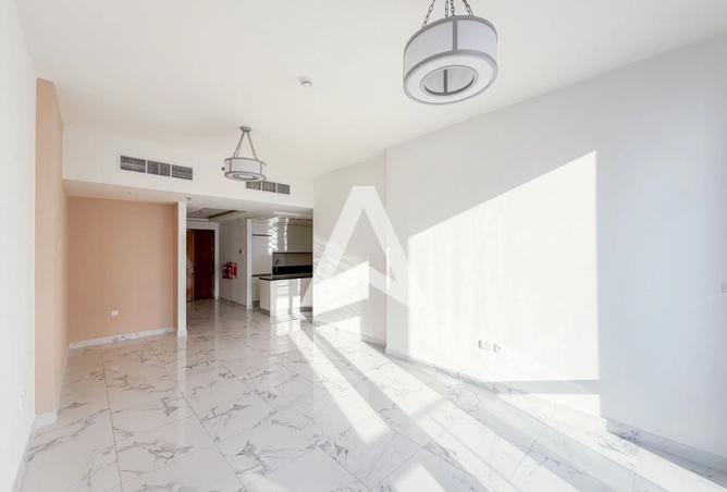 82810370 - Property Image 2