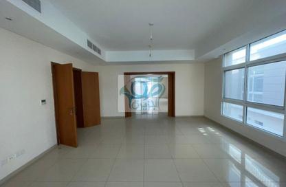 Villa - 3 Bedrooms - 5 Bathrooms for rent in Khalifa City - Abu Dhabi