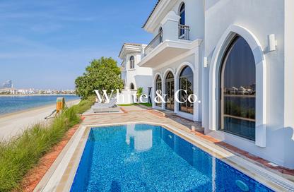 Villa - 5 Bedrooms - 6 Bathrooms for rent in Garden Homes Frond L - Garden Homes - Palm Jumeirah - Dubai