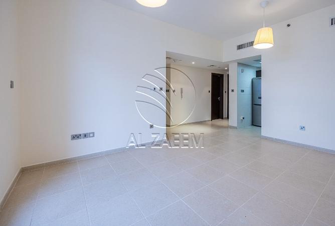 16003373 - Property Main Image