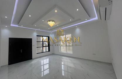 Villa - 5 Bedrooms - 7 Bathrooms for rent in Al Yasmeen 1 - Al Yasmeen - Ajman