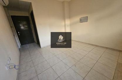 Apartment - Studio - 1 Bathroom for rent in Muwaileh 29 Building - Muwaileh - Sharjah