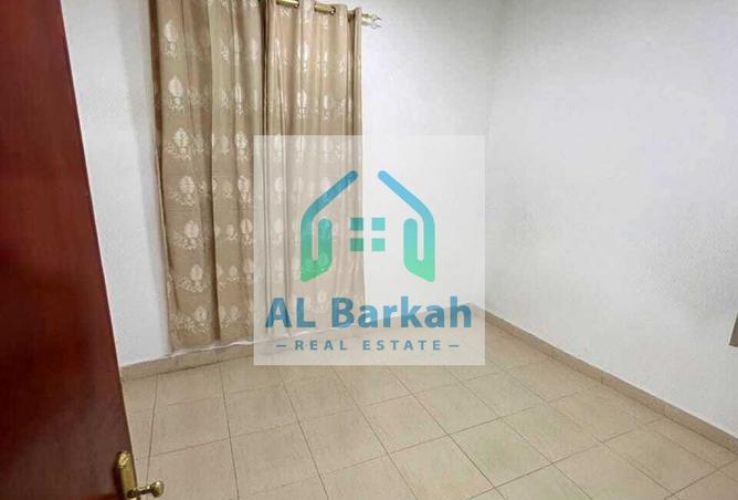 82802882 - Property Image 3