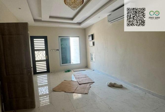 111852318 - Property Image 3