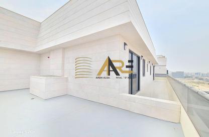 Apartment - 2 Bedrooms - 4 Bathrooms for rent in Sarab 2 - Aljada - Sharjah