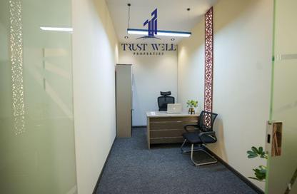 Office Space - Studio - 5 for rent in Dar Al Salam Building - Corniche Road - Abu Dhabi