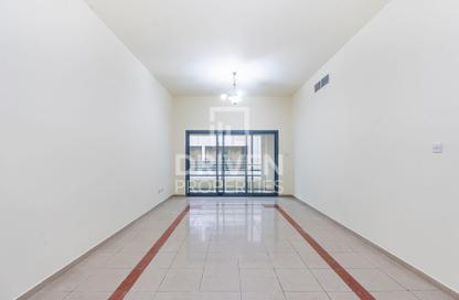 Apartment - 1 Bedroom - 2 Bathrooms for rent in API Al Diyafah Building - Jumeirah 1 - Jumeirah - Dubai