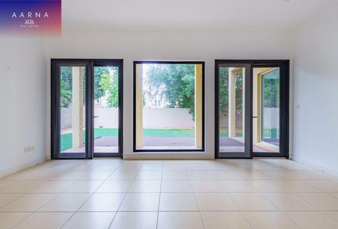 75016700 - Property Image 2