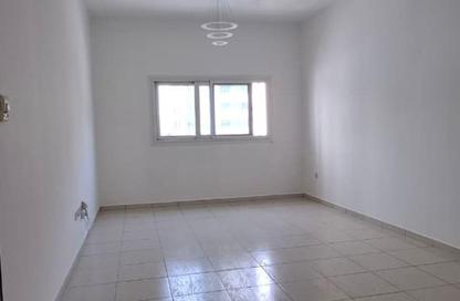 Apartment - 1 Bedroom - 2 Bathrooms for rent in Al Majaz 3 - Al Majaz - Sharjah