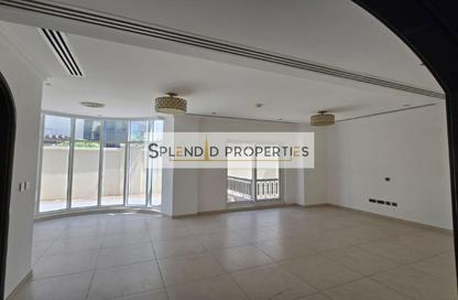 Villa - 5 - 5 for rent in Umm Suqeim 1 Villas - Umm Suqeim 1 - Umm Suqeim - Dubai