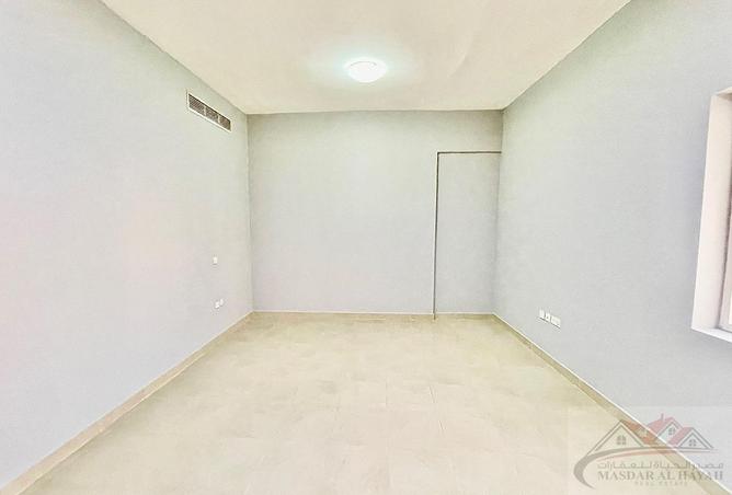 121555347 - Property Main Image